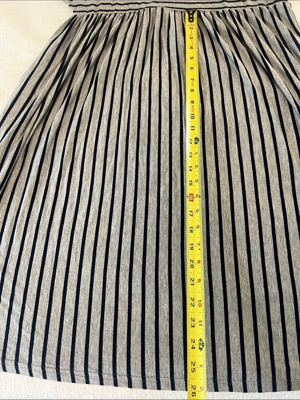Suzanne Betro Women’s Gray with Black Stripes Short Sleeve Midi Dress Sz XL - Picture 13 of 15